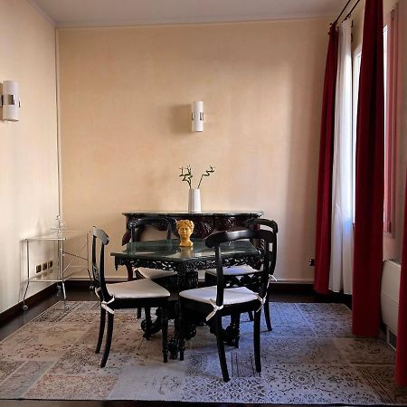 Piazza Maggiore Luxury Apartment Болонья Экстерьер фото