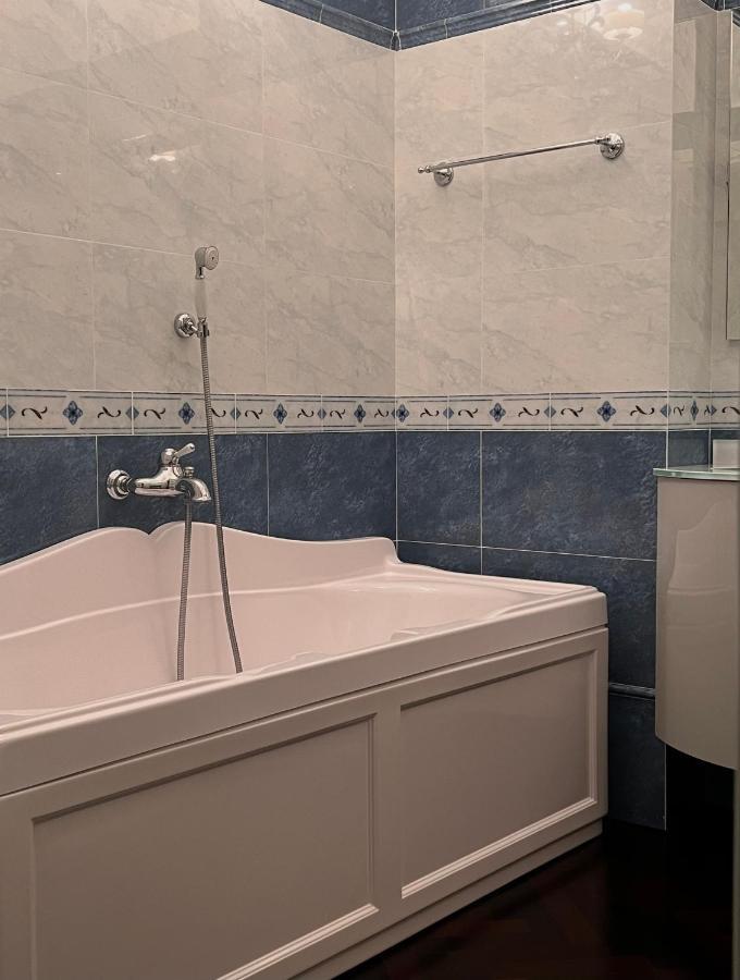 Piazza Maggiore Luxury Apartment Болонья Экстерьер фото