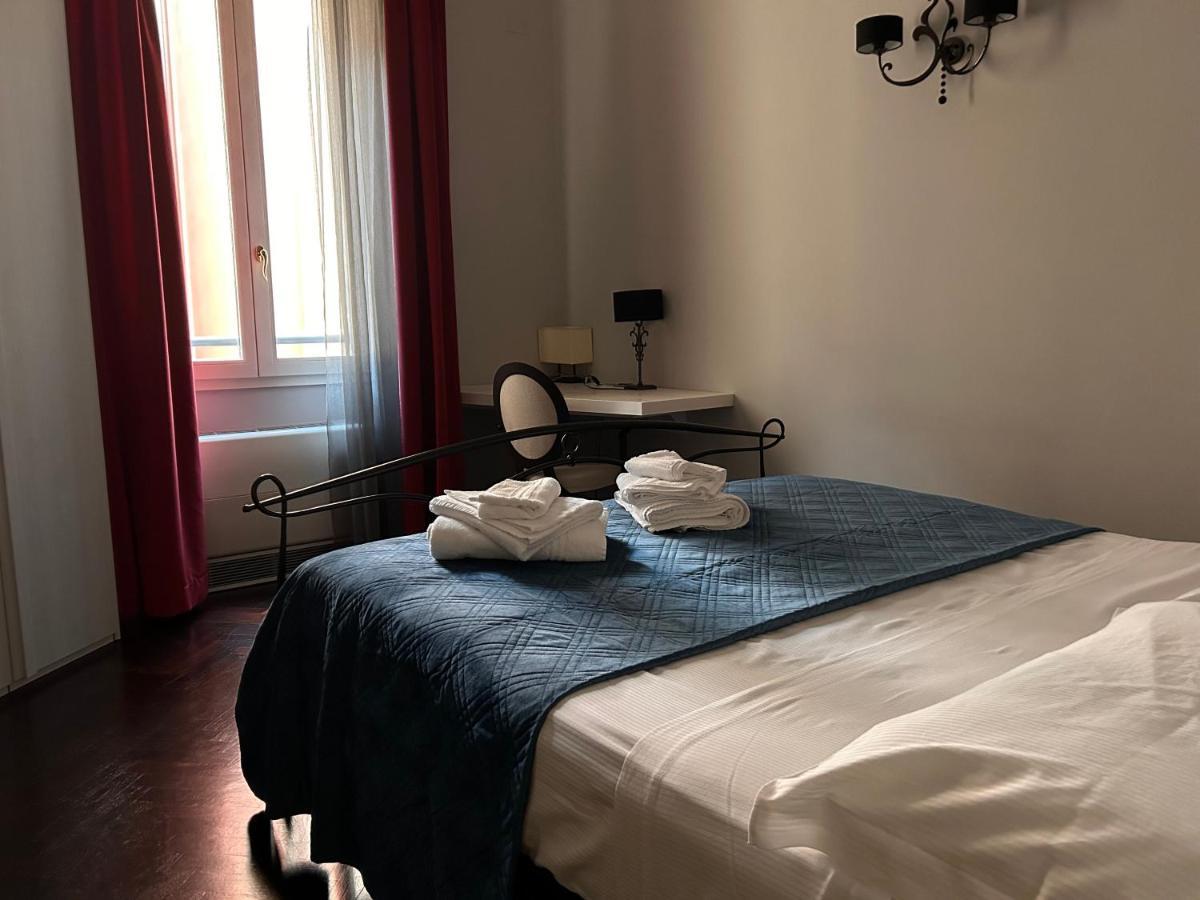 Piazza Maggiore Luxury Apartment Болонья Экстерьер фото